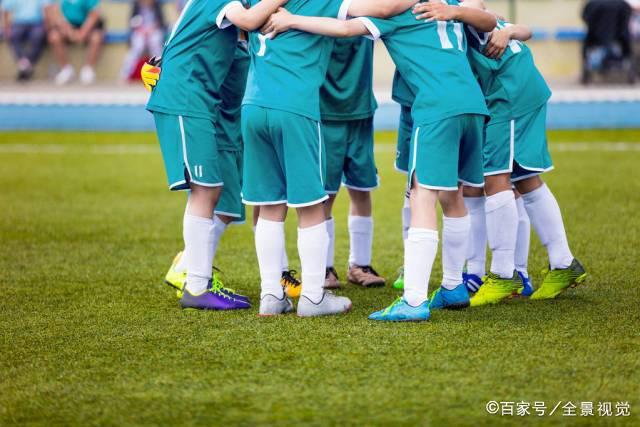 埃克塞特教练惊喜于凯恩·詹姆斯的成长与变化